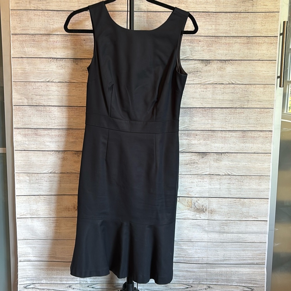 Size 4 Banana Republuc suit dress